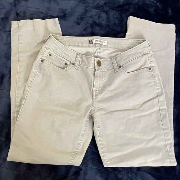 Jennifer Lopez Metallic Straight Leg Pants. Size 4P - Picture 2 of 10